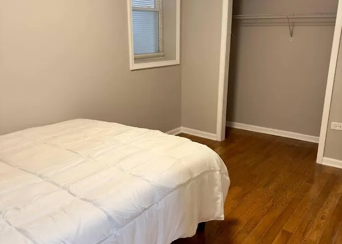 4br Downtown Retreat Free Street Parking Apartment *